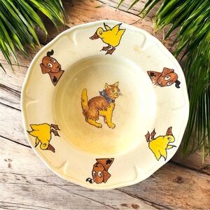 VINTAGE 1940s Mount Clemens Pottery Child’s Bowl - Cat, Puppy & Duck Design